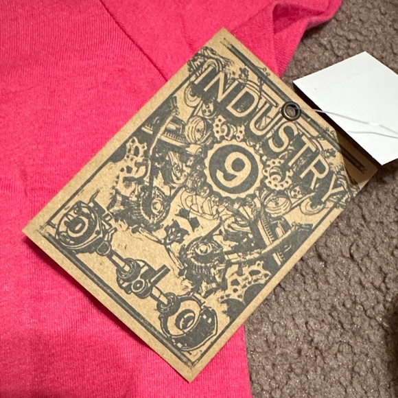 Pink Graphic woman’s T-Shirt - Picture 2 of 4